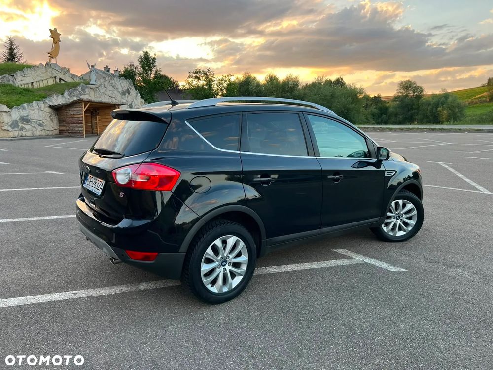 Ford Kuga 2.0 TDCi 4x4 Titanium - 8