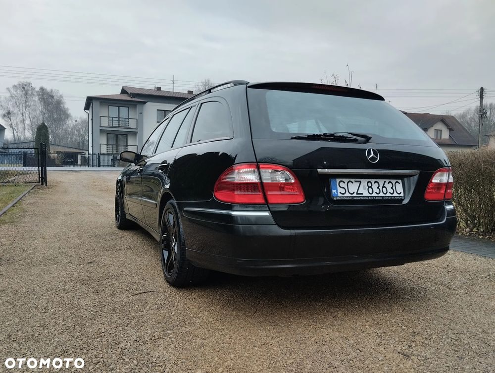 Mercedes-Benz Klasa E 500 7G-TRONIC Avantgarde - 3