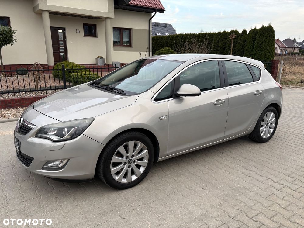 Opel Astra 1.7 CDTI Cosmo - 6