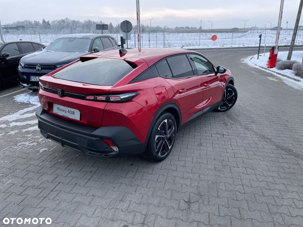 Peugeot 408 - 4