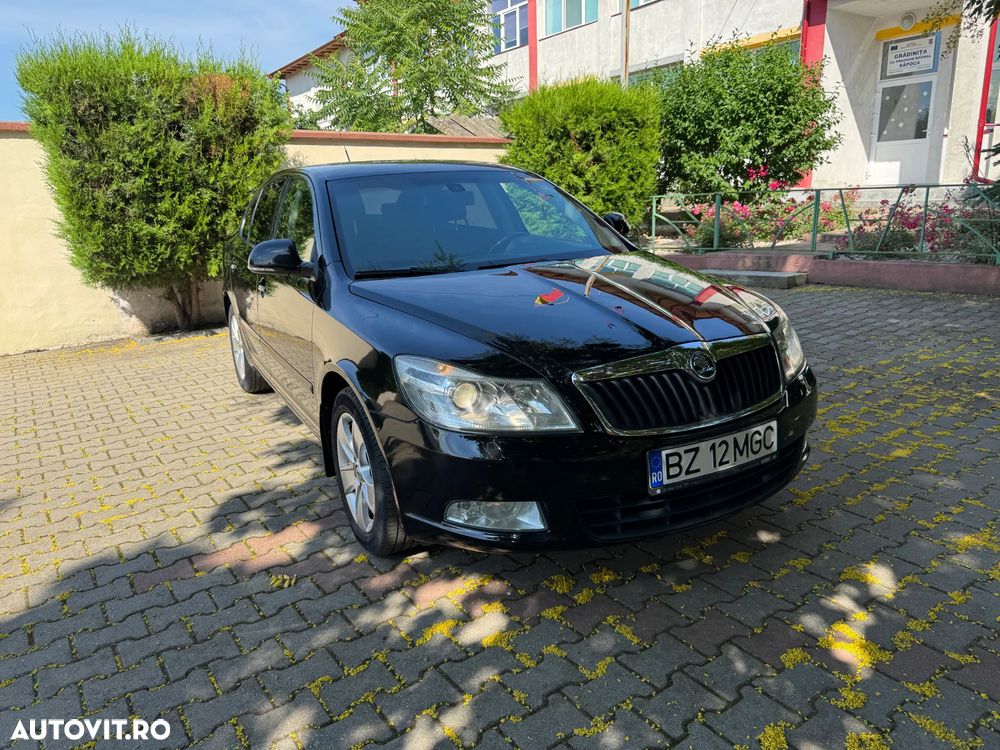 SKODA Octavia 2010 — imagine 2