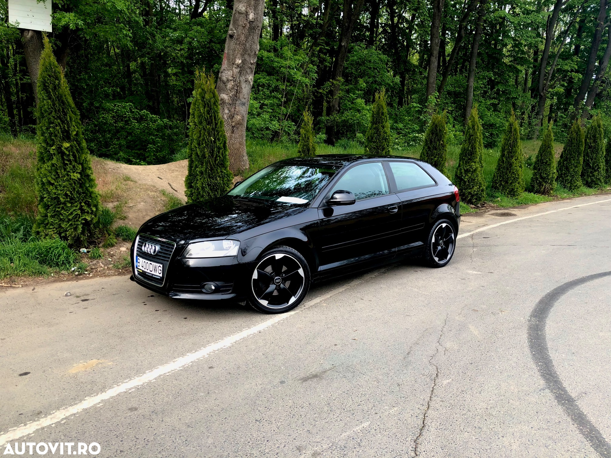 Audi A3 2.0 TDI DPF S tronic Attraction - 2