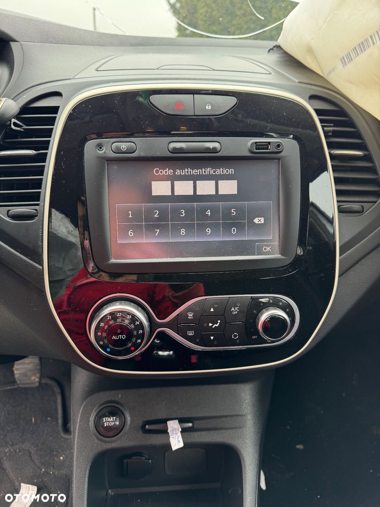Renault Captur - 19
