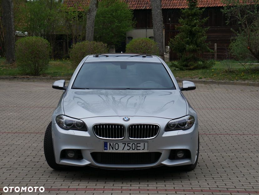 BMW Seria 5 528i xDrive Sport-Aut Luxury Line - 1