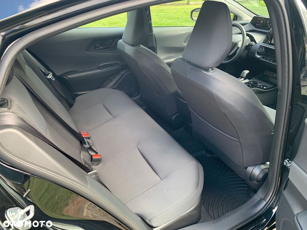 Toyota Prius Hybrid Executive - 25