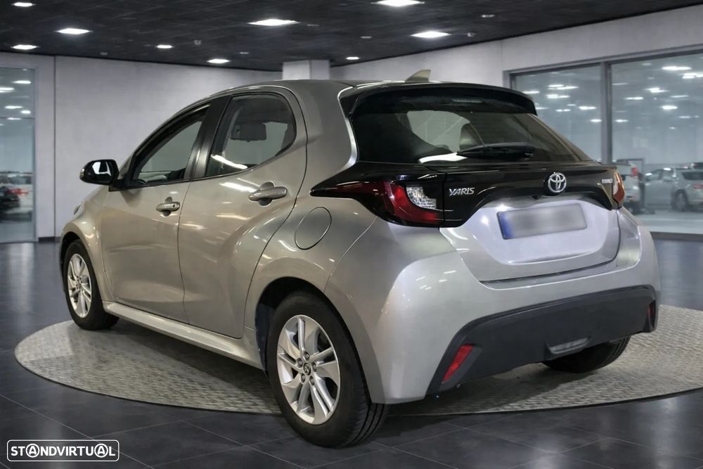 Toyota Yaris 1.5 HDF Comfort - 4