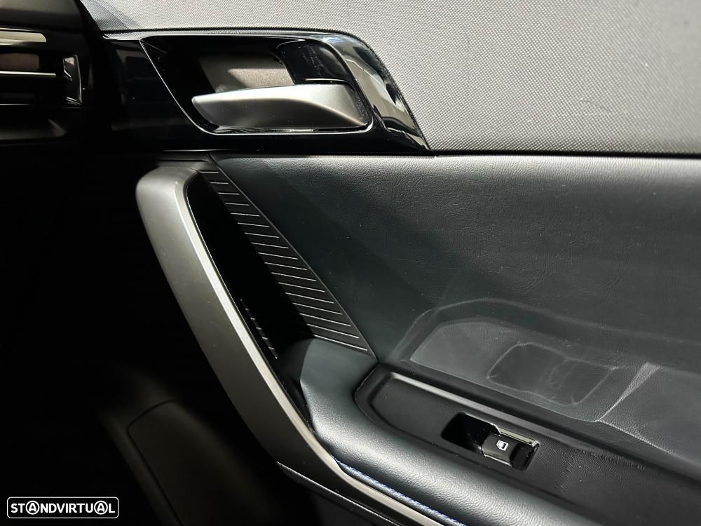 MG MG4 77 kWh Extended Range Luxury - 33