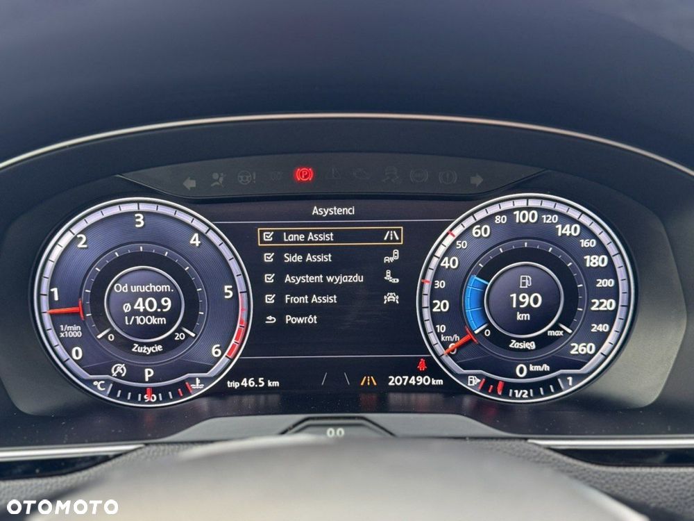 Volkswagen Passat 1.6 TDI SCR DSG Comfortline - 21