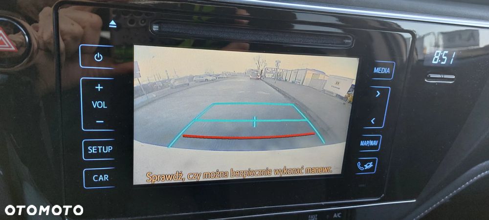 Toyota Auris 1.2 T Prestige MS - 23