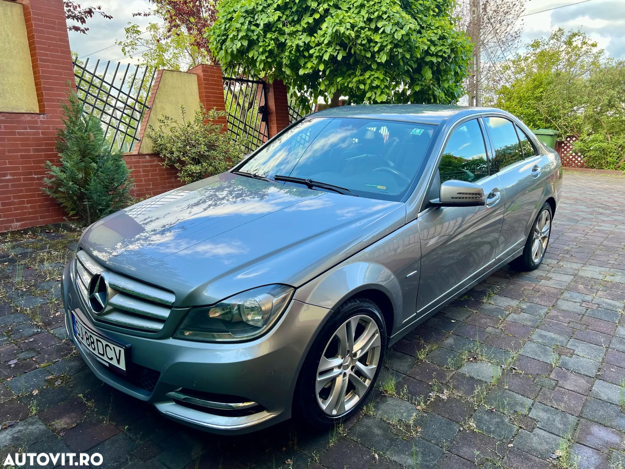 Mercedes-Benz C 220 (BlueTEC) d 7G-TRONIC Avantgarde - 1