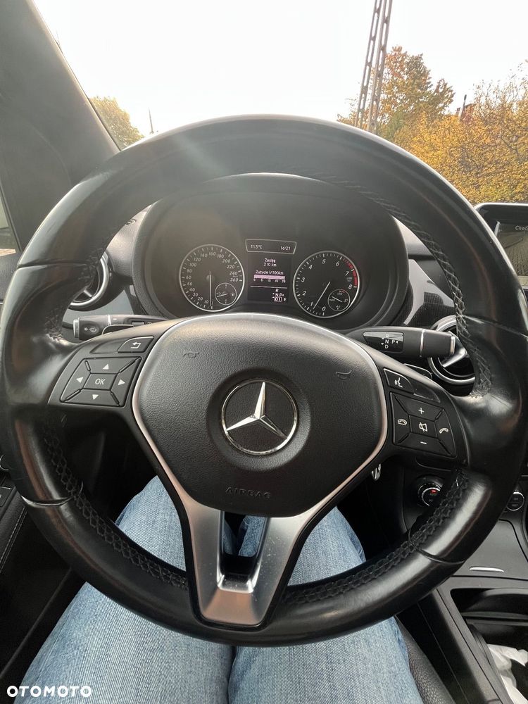 Mercedes-Benz Klasa B 250 - 13