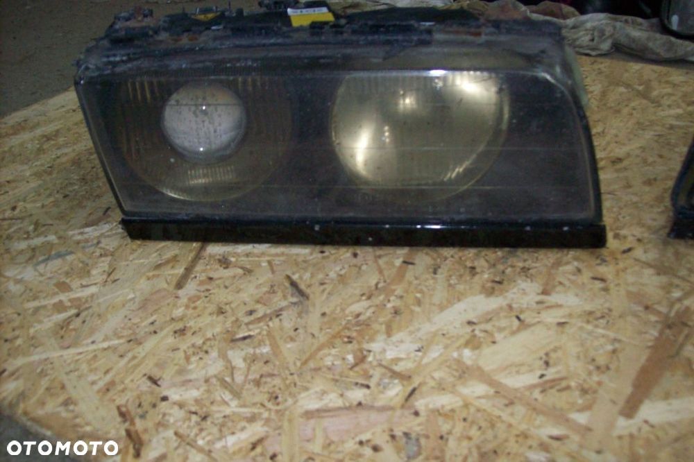 lampa przednia bmw e38/ PRAWA - 2