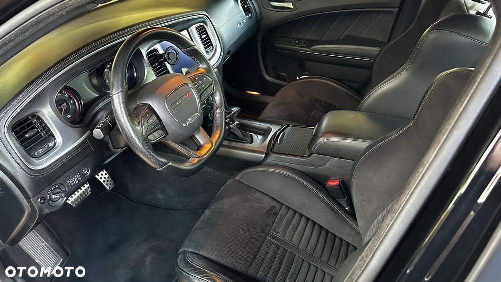 Dodge Charger 5.7 R/T Daytona - 13