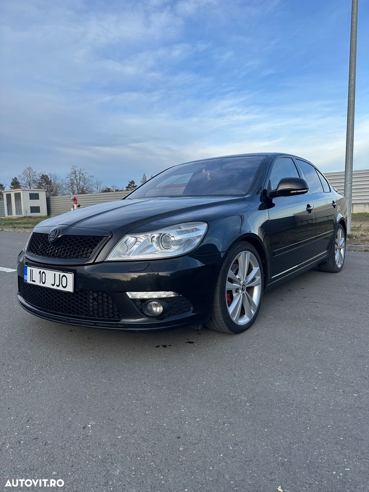 Skoda Octavia 2.0 TDI RS DSG - 8