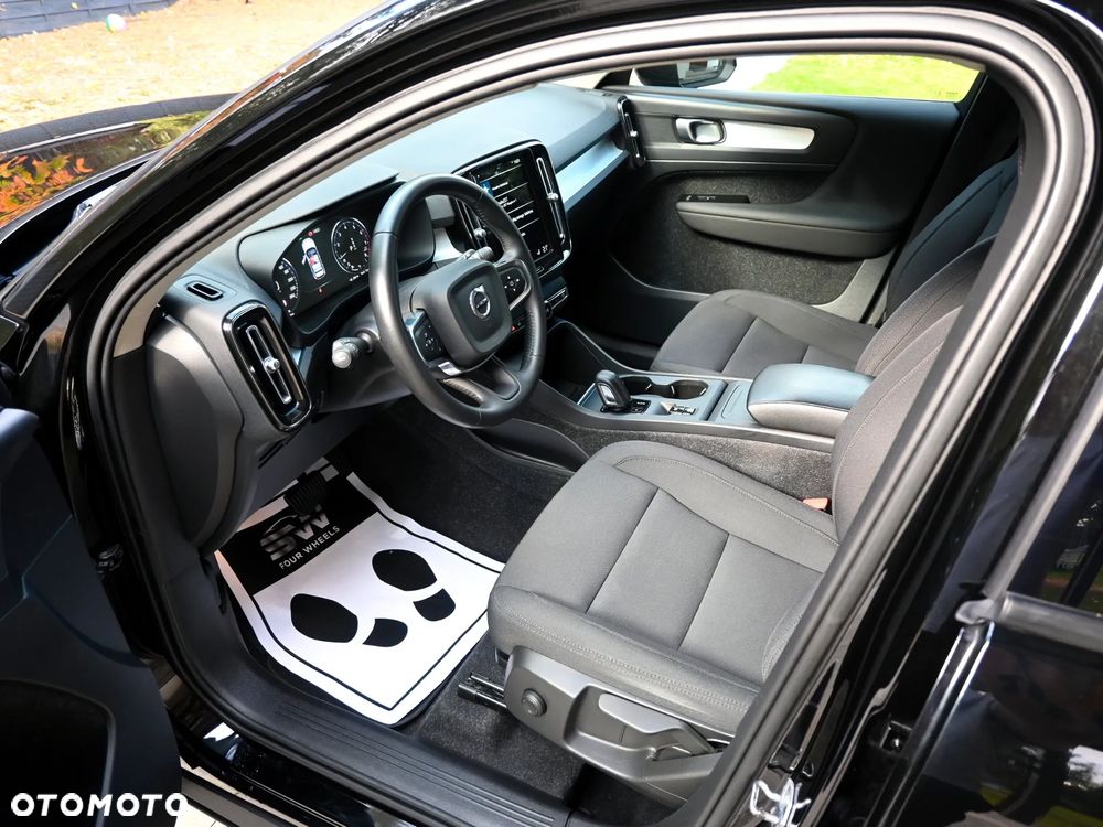 Volvo XC 40 T3 Momentum - 13