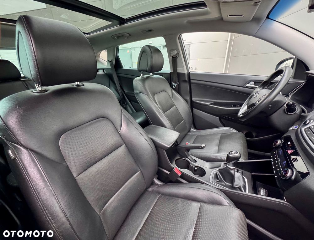 Hyundai Tucson blue 1.7 CRDi 2WD Advantage - 33