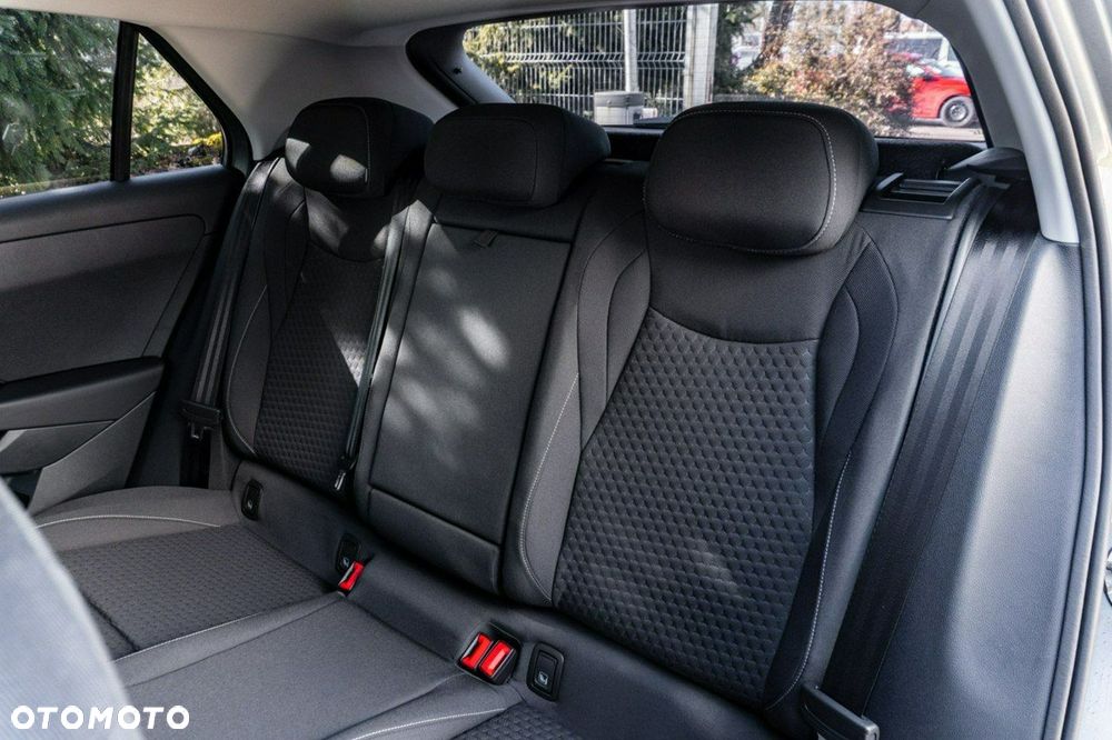 Volkswagen T-Roc - 21