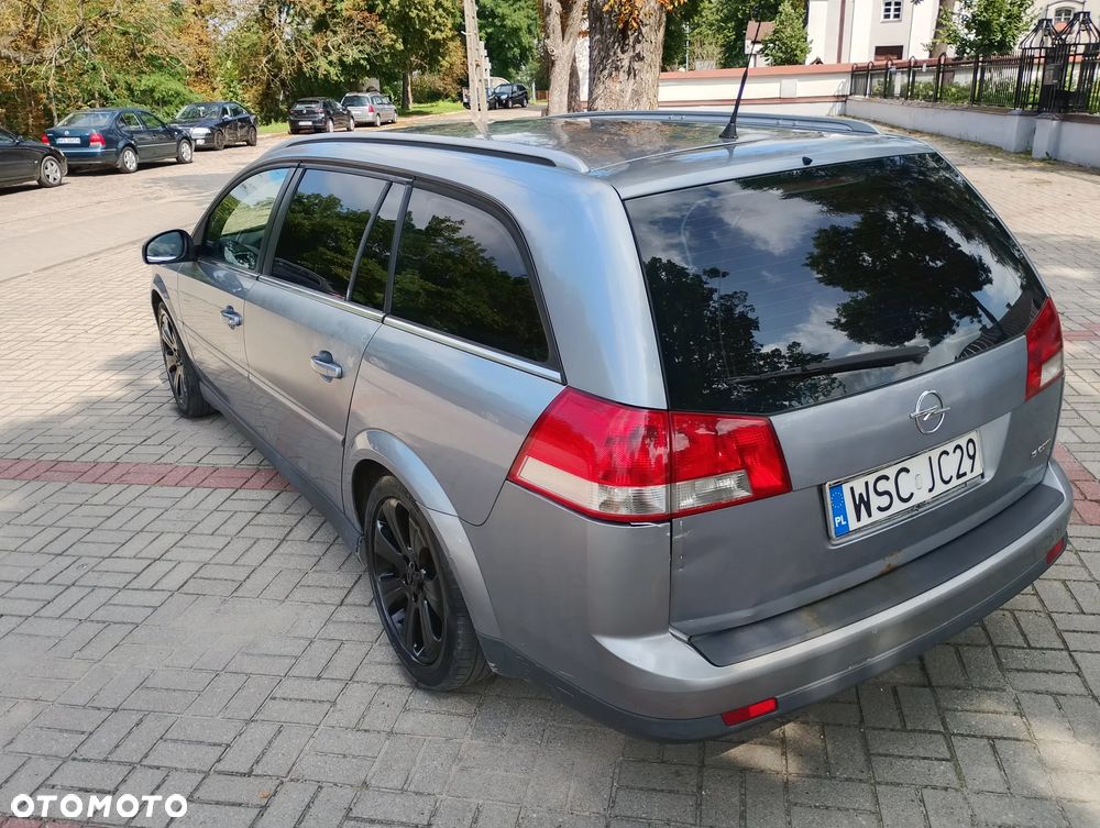 Opel Vectra 1.9 CDTI Cosmo Plus - 7
