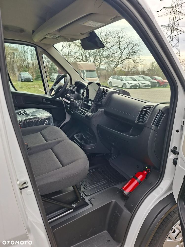 Toyota Proace Max - 12