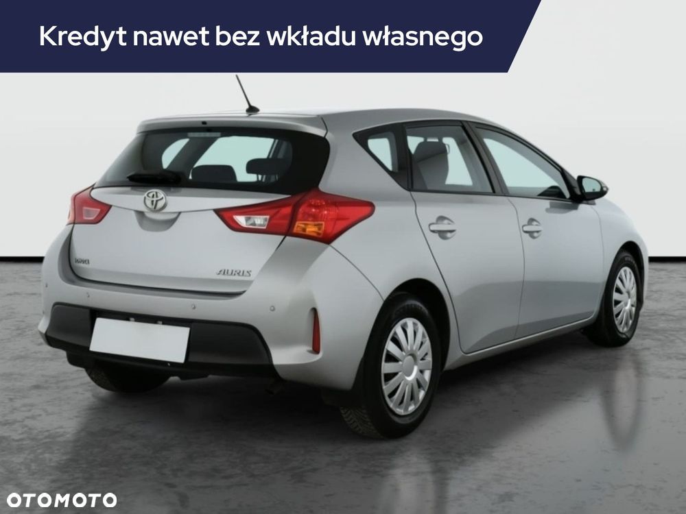 Toyota Auris - 7