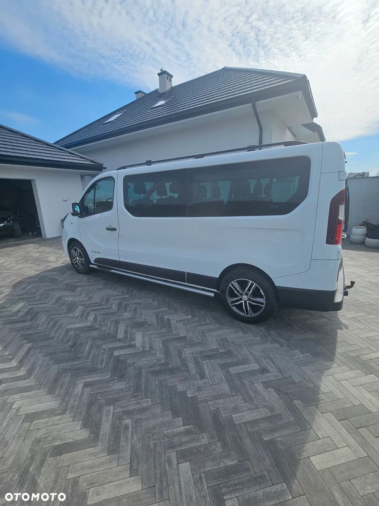 Renault Trafic Grand 1.6 dCi - 4