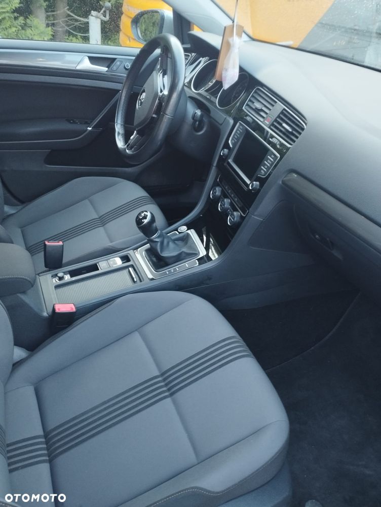 Volkswagen Golf 1.6 TDI BlueMotion Technology Allstar - 9