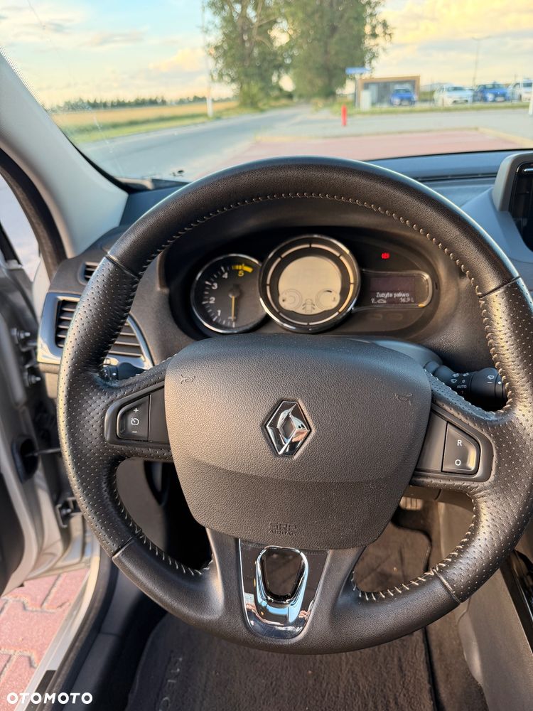 Renault Megane ENERGY dCi 130 Start & Stop Bose Edition - 5