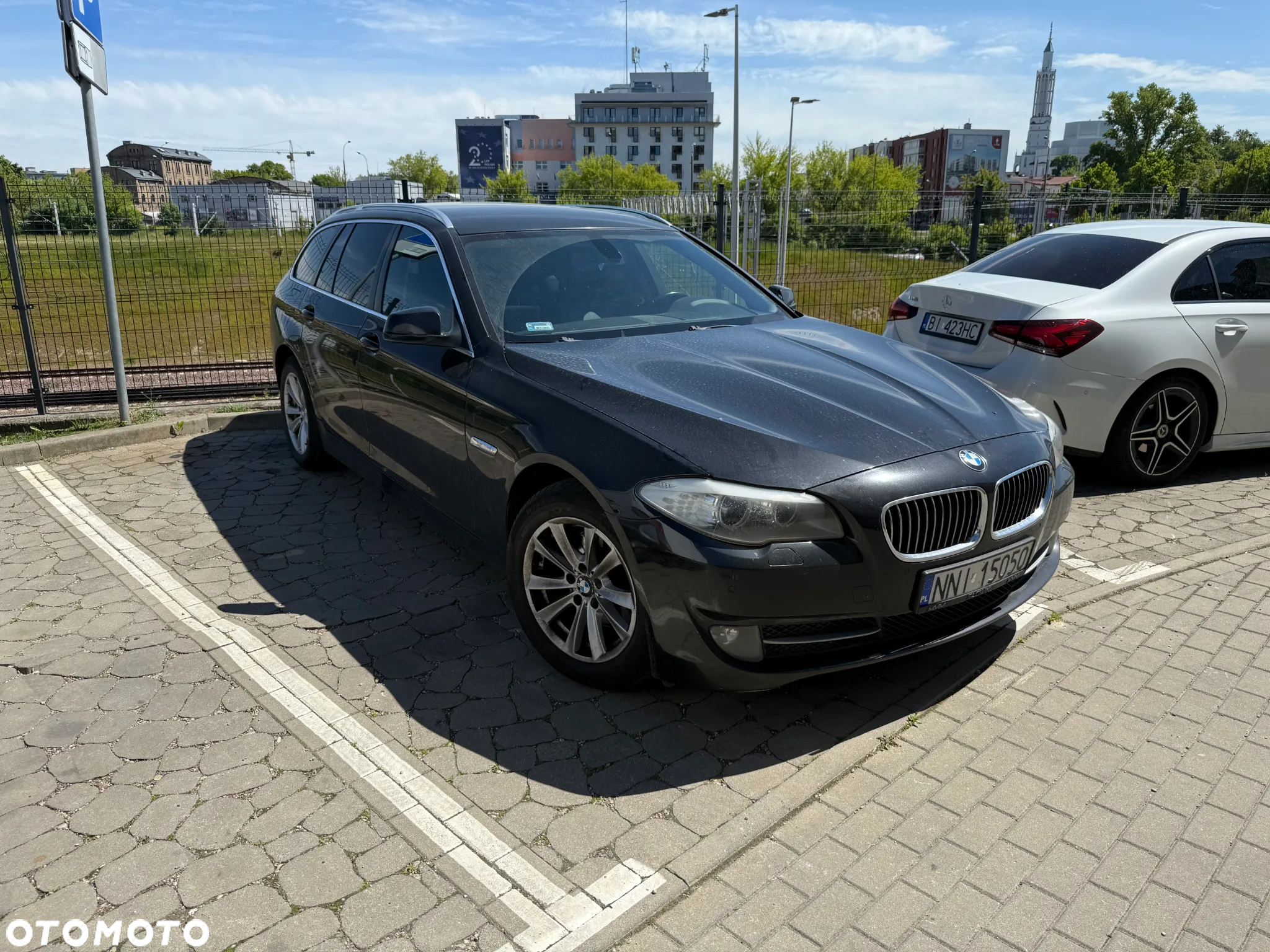BMW Seria 5 520d Touring - 10