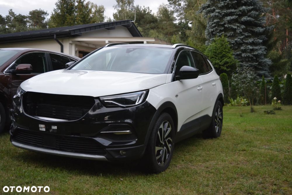 Opel Grandland X 1.6 Start/Stop Automatik Ultimate - 30