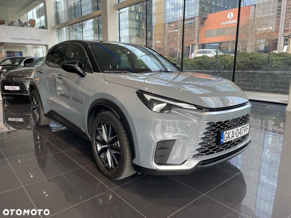 Lexus LBX 1.5 Hybrid Emotion - 4