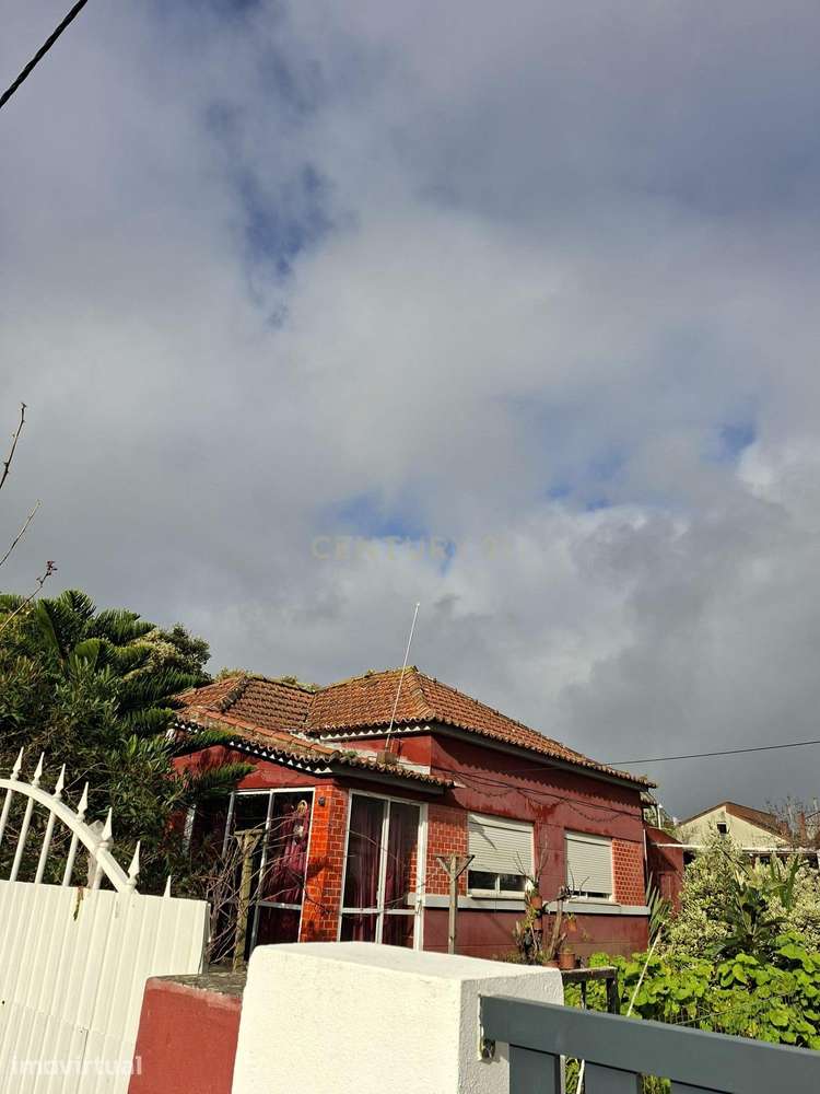Moradia T4 C/ 1200m2 - Para Remodelação - Grande imagem: 2/14