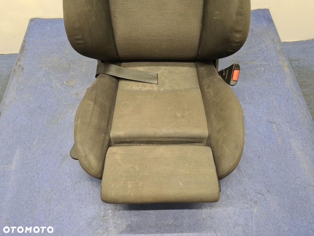 OPEL ZAFIRA-A FOTEL PASAŻERA RECARO OPC - 2