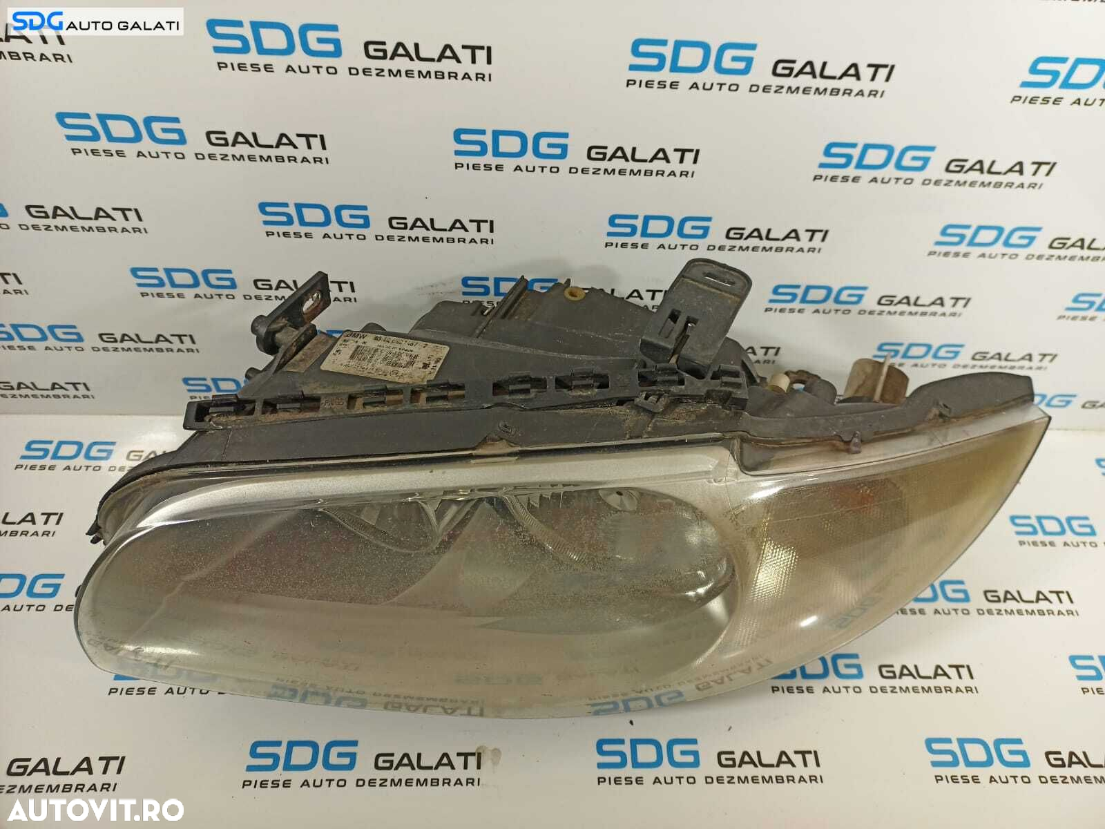 Far Stanga FARA Xenon BMW Seria 1 E81 E82 E87 E88 2004 - 2013 Cod 6924487 [L2156] - 6
