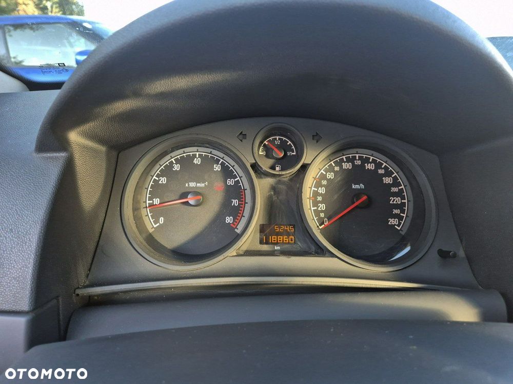 Opel Astra - 16