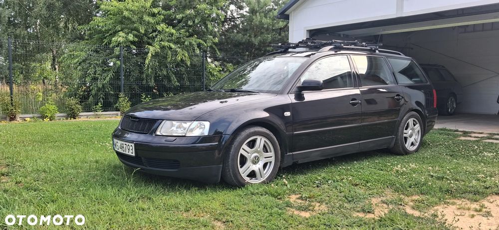 Volkswagen Passat 2.8 V6 4Mot Highline - 3