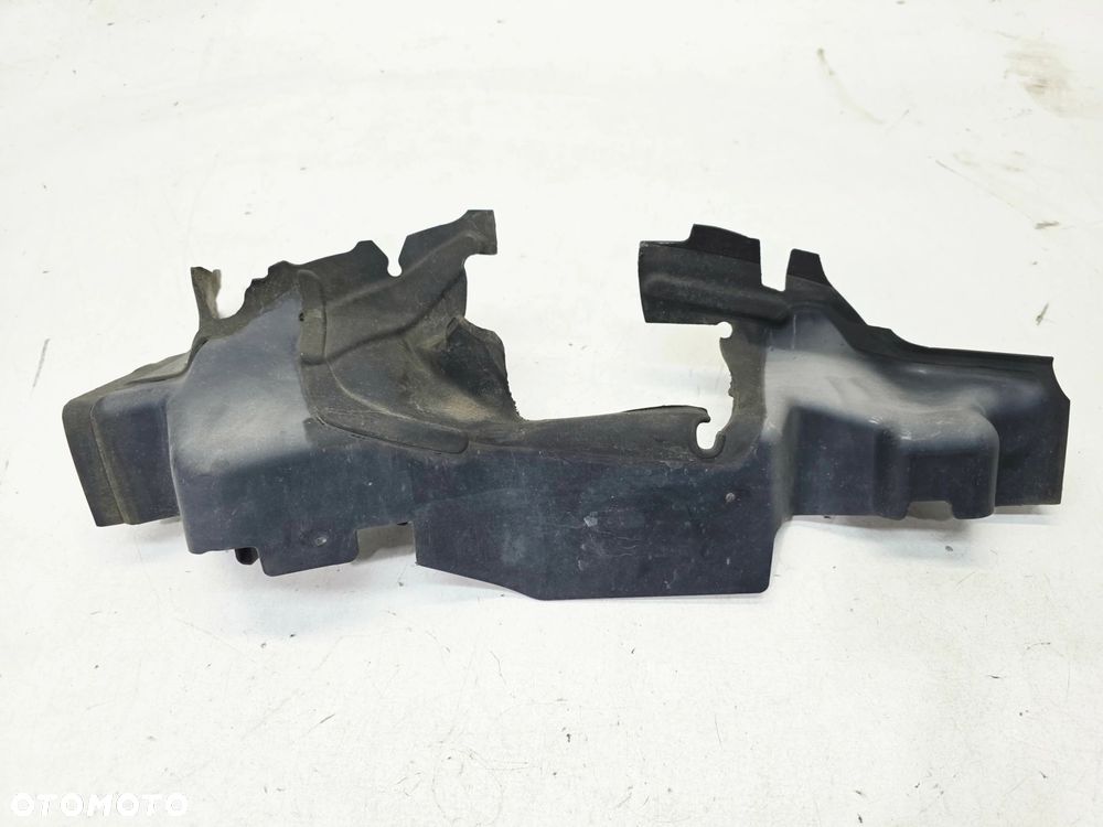 KIEROWNICA POWIETRZA PRAWA AUDI A3 8V 8V0121284A - 2