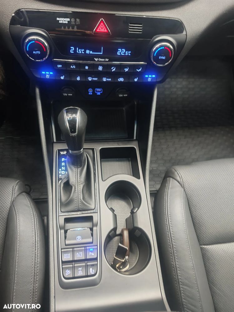 Hyundai Tucson - 11
