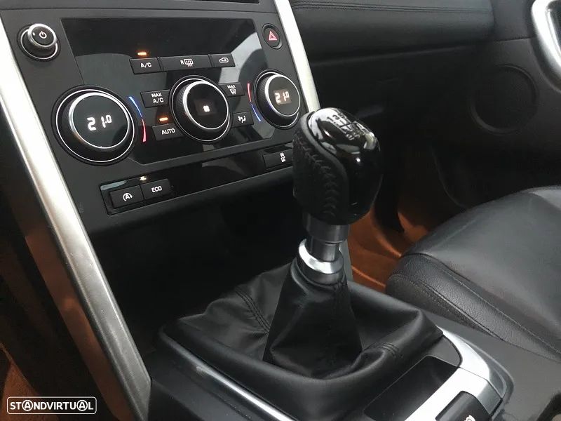 Land Rover Discovery Sport 2.0 eD4 HSE - 20