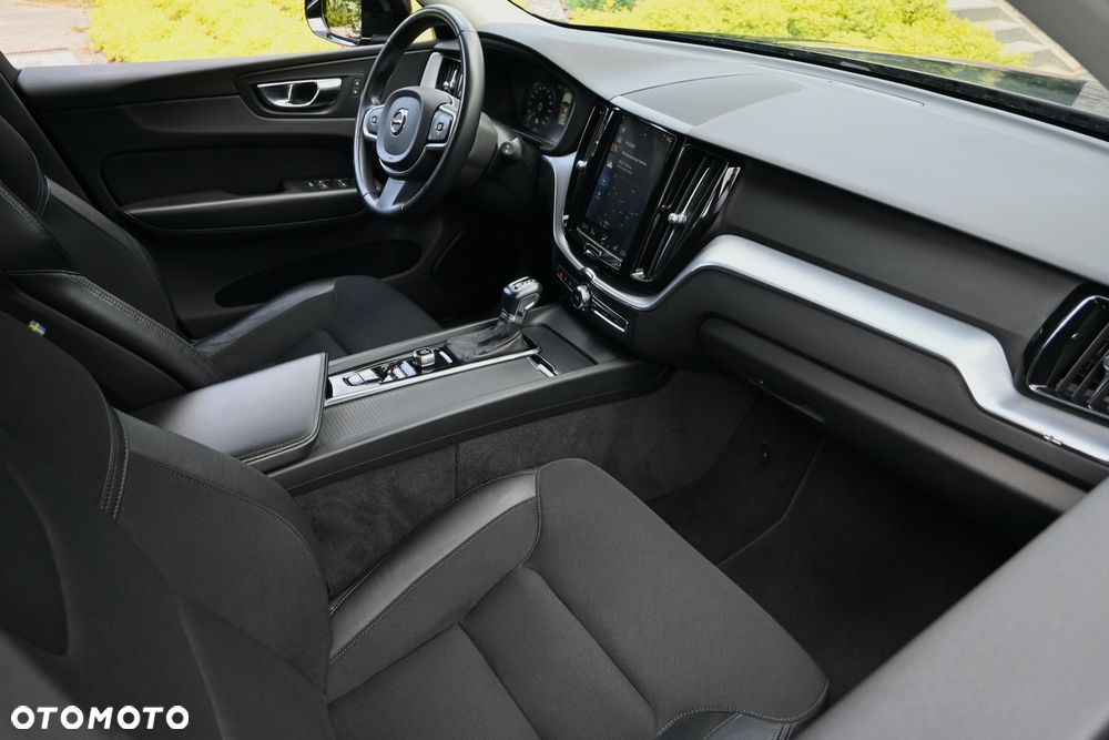Volvo XC 60 D4 Geartronic Momentum - 22