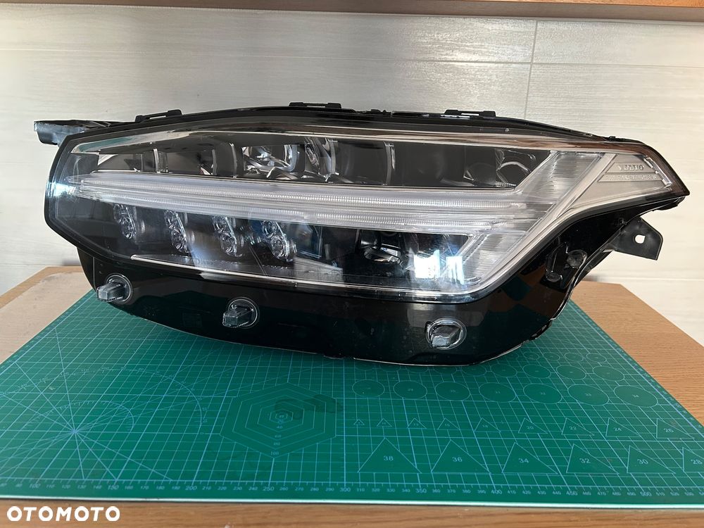 Reflektor lampa lewy przód Volvo XC 90 - 1