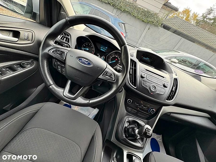 Ford Kuga 1.5 EcoBoost 2x4 Business Edition - 35