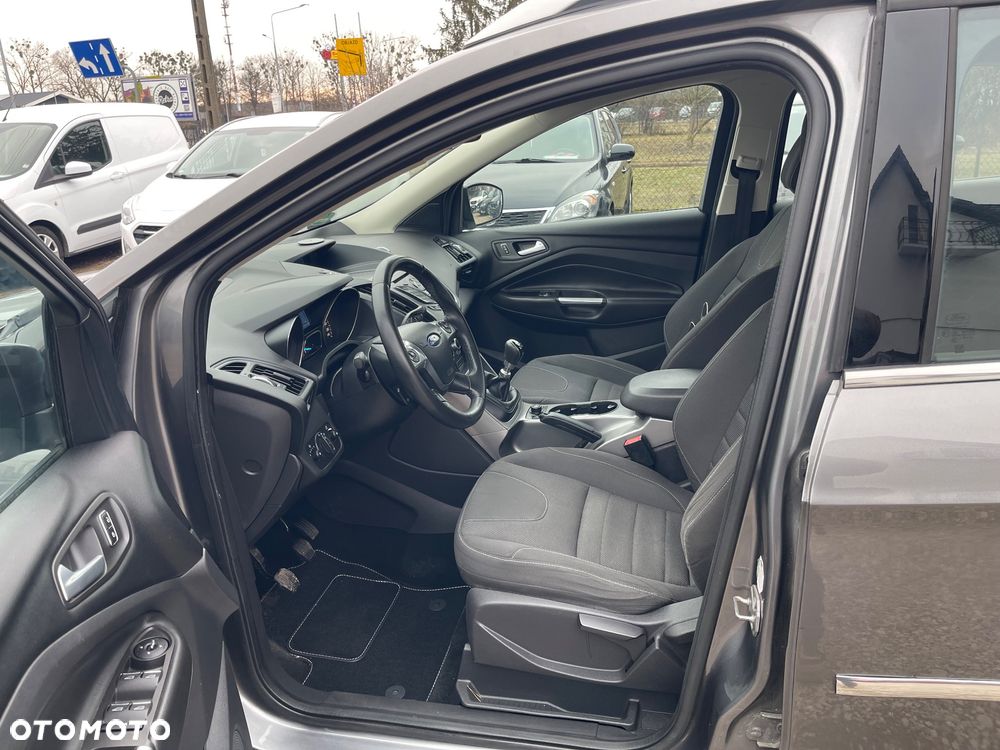 Ford Kuga 2.0 TDCi FWD Titanium - 9