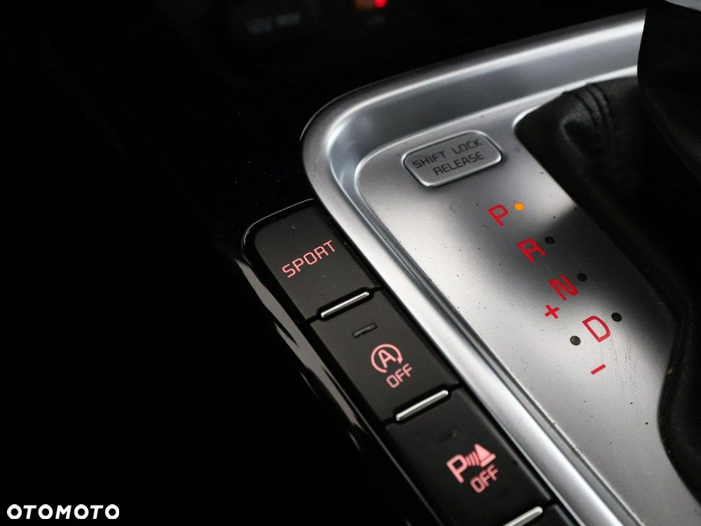 Kia XCeed 1.6 T-GDI OPF DCT7 PLATINUM EDITION - 29