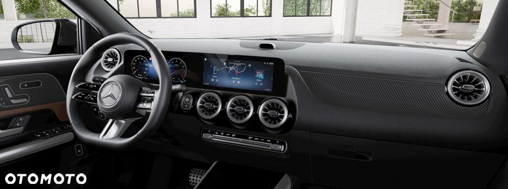 Mercedes-Benz GLA - 6