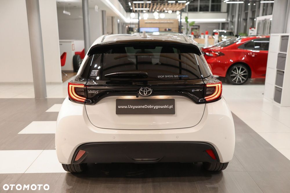 Toyota Yaris Hybrid 1.5 Style - 6