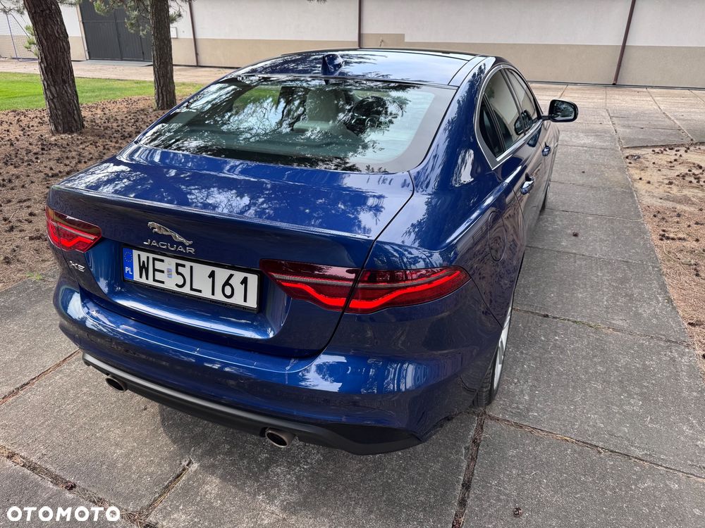 Jaguar XE 2.0 P250 SE - 7