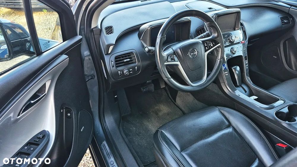 Opel Ampera - 27