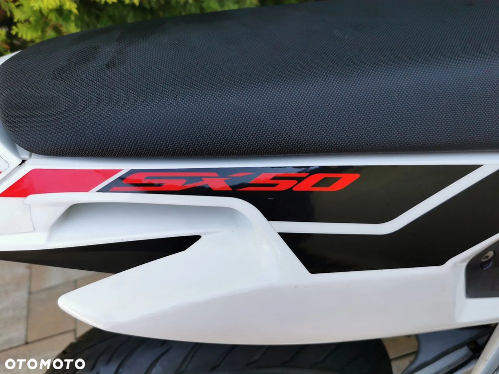 Aprilia SX - 17