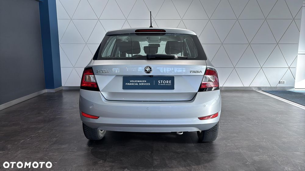 Skoda Fabia 1.0 Ambition - 4
