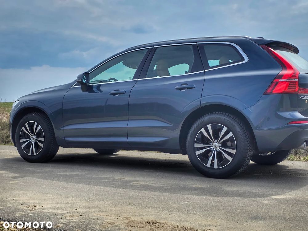 Volvo XC 60 D3 Momentum Pro - 8